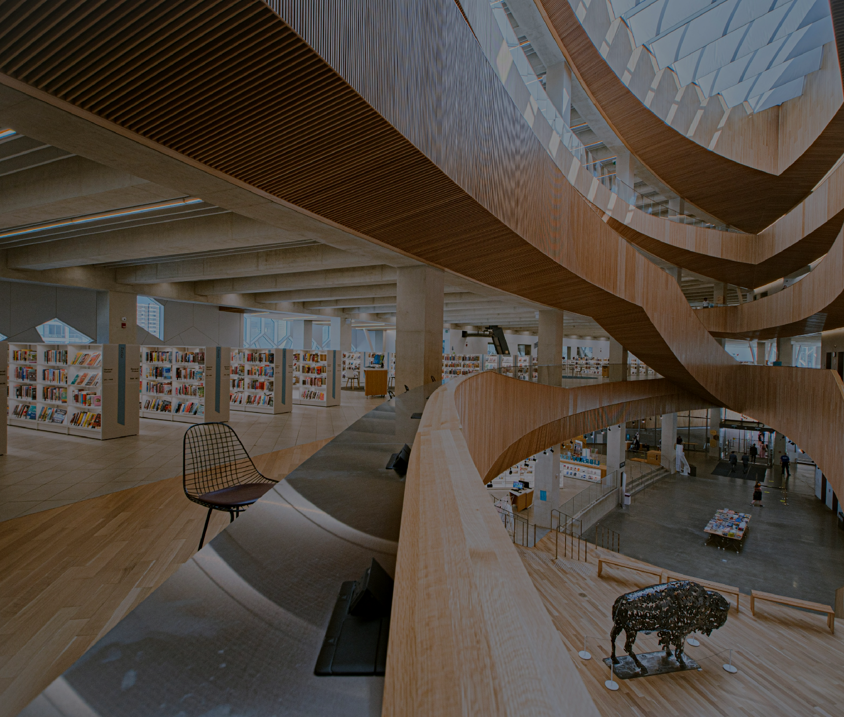 关键词：智慧园区，，，，公共空间设计，，数字化场馆，，，，深圳市强盛科技;描述：深圳市强盛科技智慧园区解决方案中的现代化公共空间，，体现数字化场馆设计理念